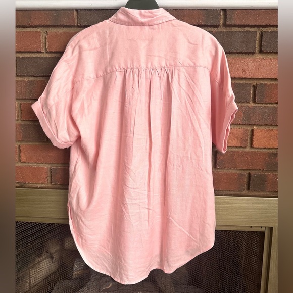 🛍️ Gloria Venderbilt  Soft button down shirt Size M - Picture 2 of 6